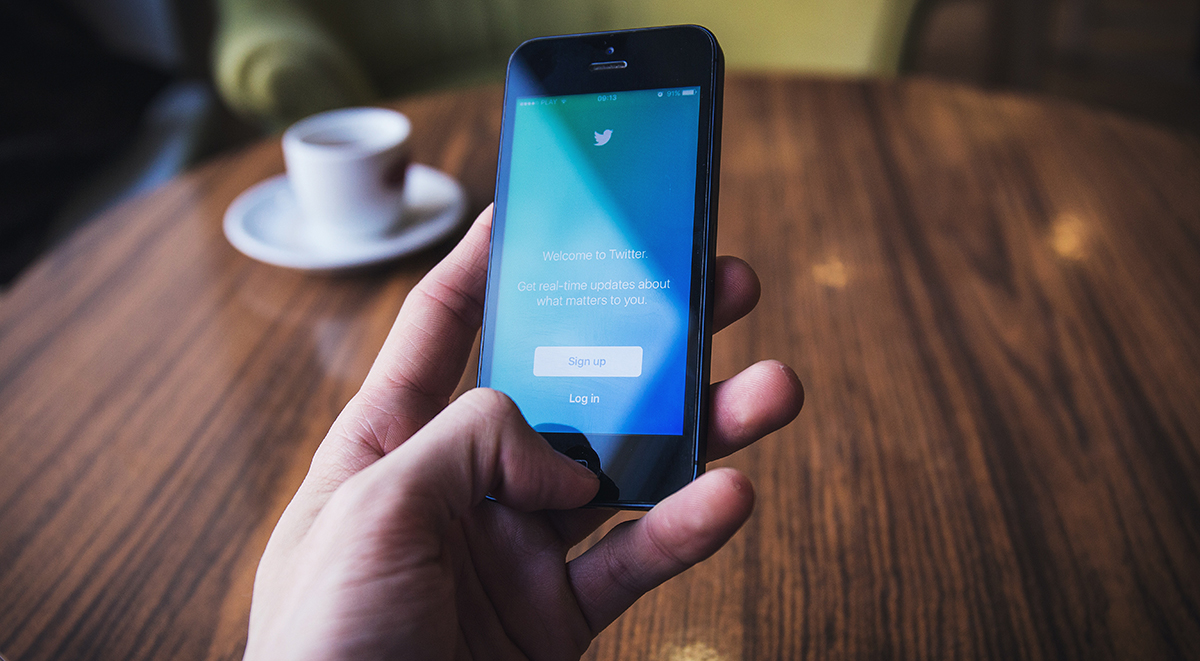 Effectively Using Twitter to Market Your Small Business