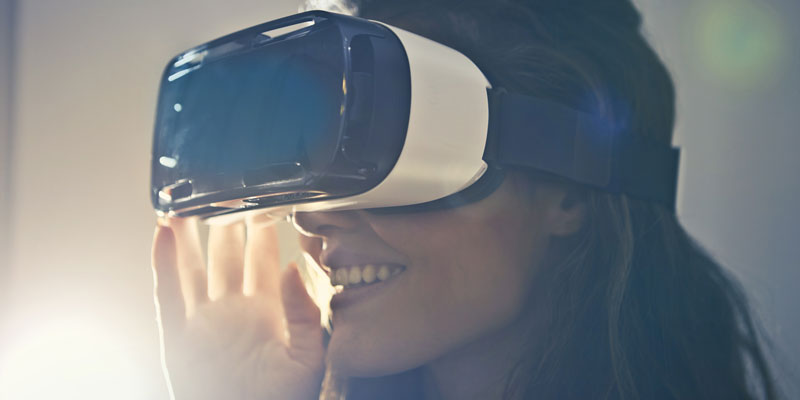 woman wearing mobile virtual reality headset